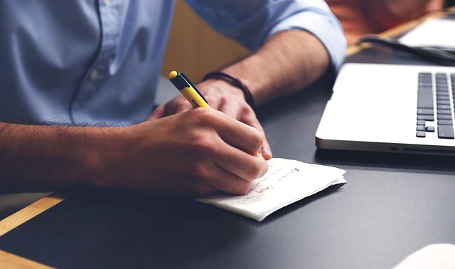 how to use ai for writing assistance and content ideation