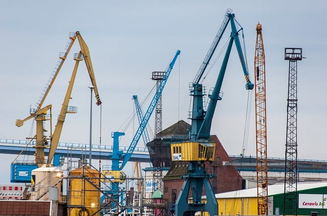 how to use ai in predictive maintenance for industrial equipment