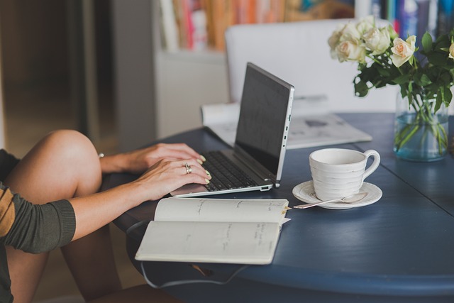 How to Write a Blog Post with AI